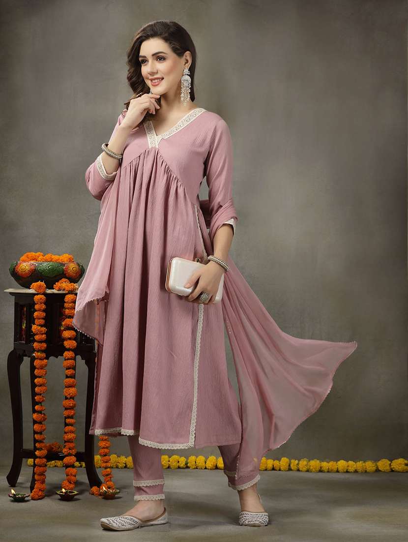 women solid v neck kurta and pant set with dupatta - 22513903 -  Standard Image - 3