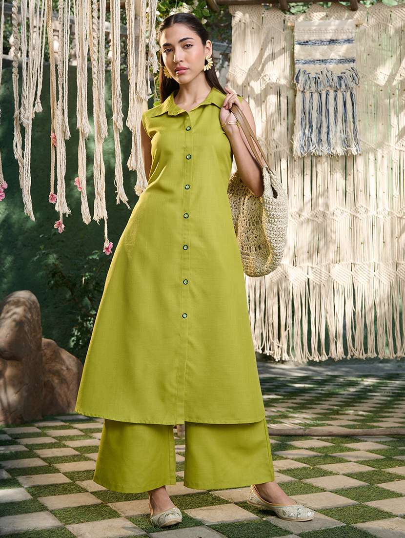 women solid sleeveless kurta palazzo set