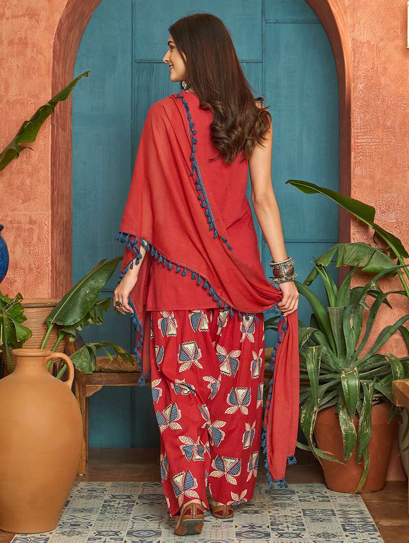 women printed sleeveless kurta farshi salwar with dupatta set - 22514152 -  Standard Image - 3
