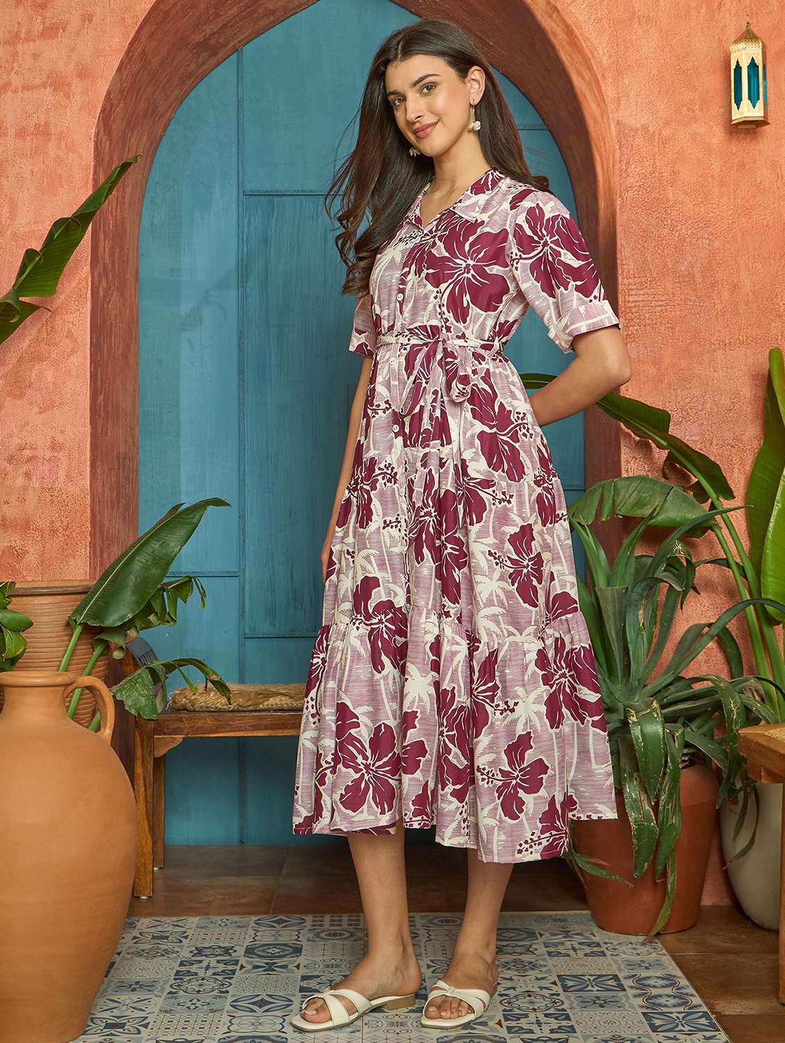 women printed short sleeves fit and flare dress - 22514537 -  Standard Image - 3
