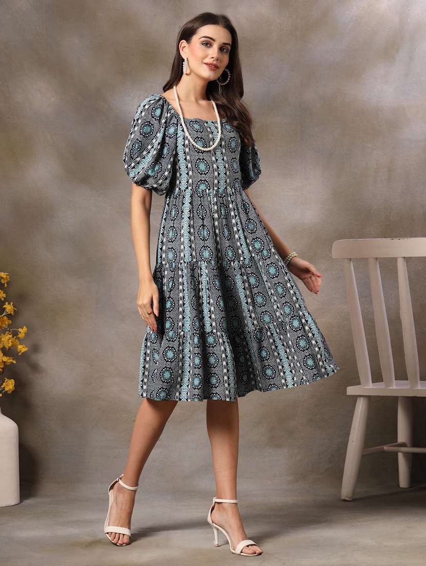 women printed puff sleeves tiered dress - 22514697 -  Standard Image - 3