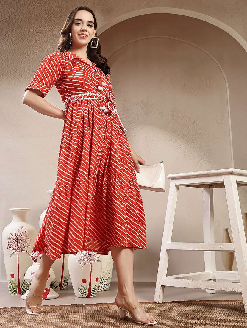 women printed collared tiered dress
