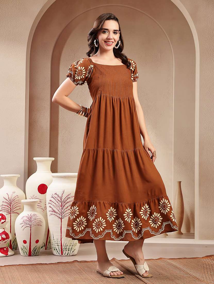 women printed square neck tiered dress - 22514765 -  Standard Image - 3