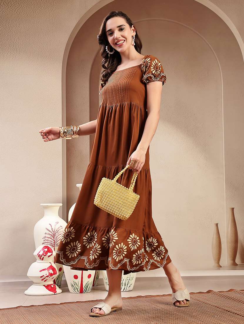 women printed square neck tiered dress - 22514765 -  Standard Image - 5