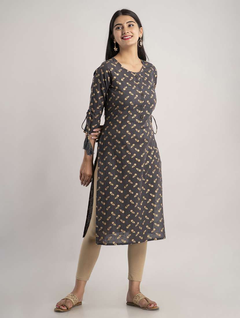 Women Printed Three Quarter Sleeve Straight Kurta - 22514940 -  Standard Image - 3