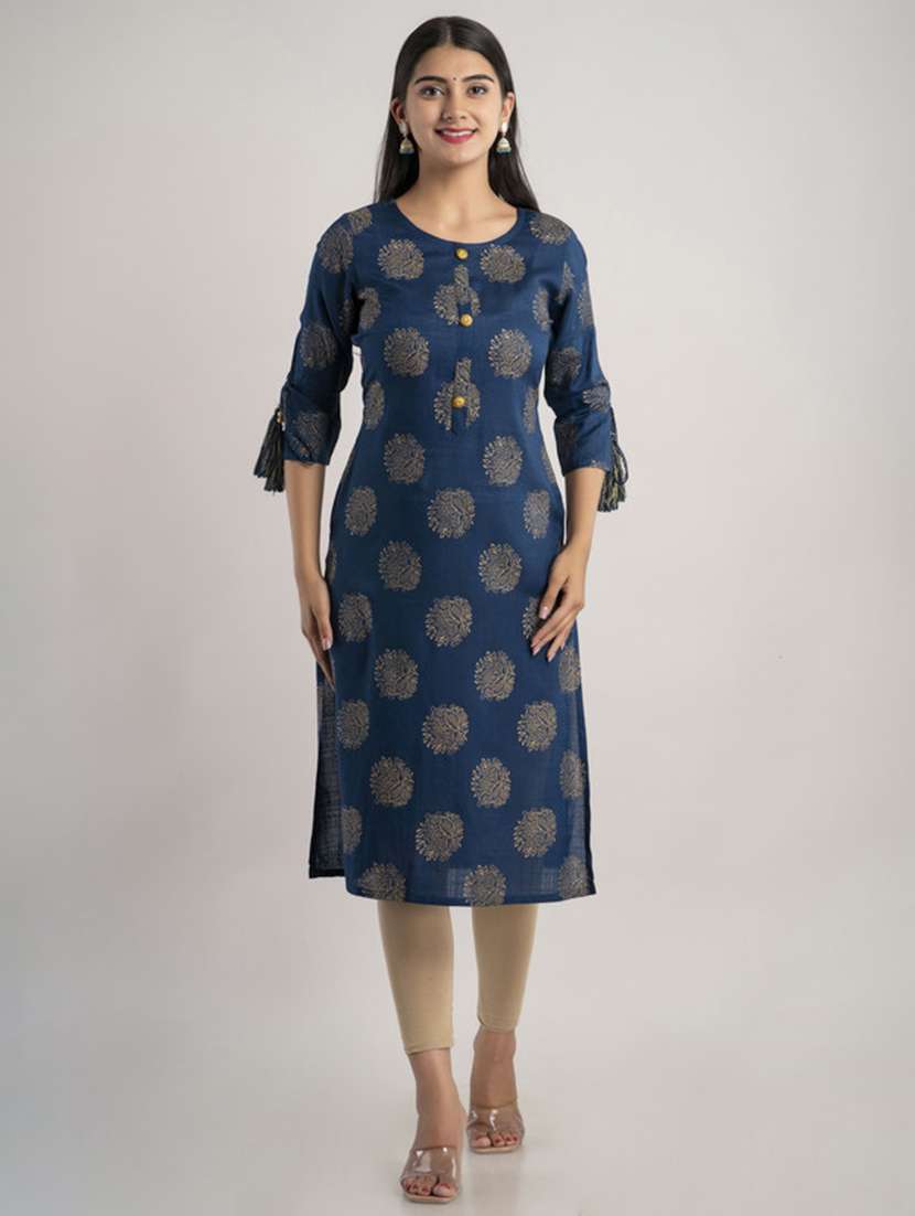 women printed three quarter sleeve straight kurta