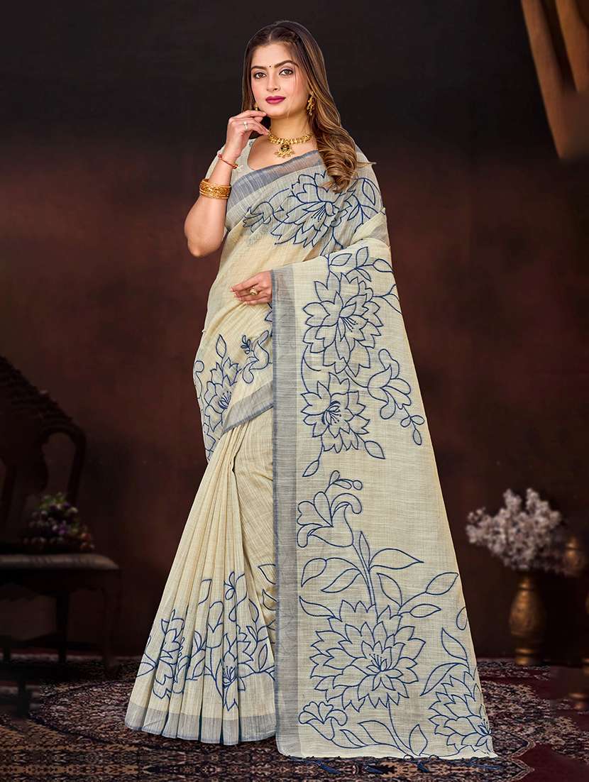 women self design handloom saree with blouse
