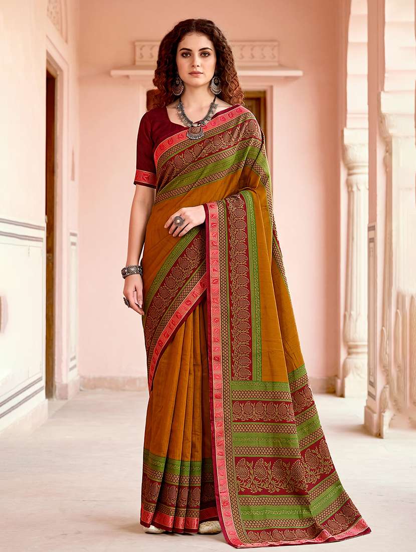 women printed casual wear saree with blouse
