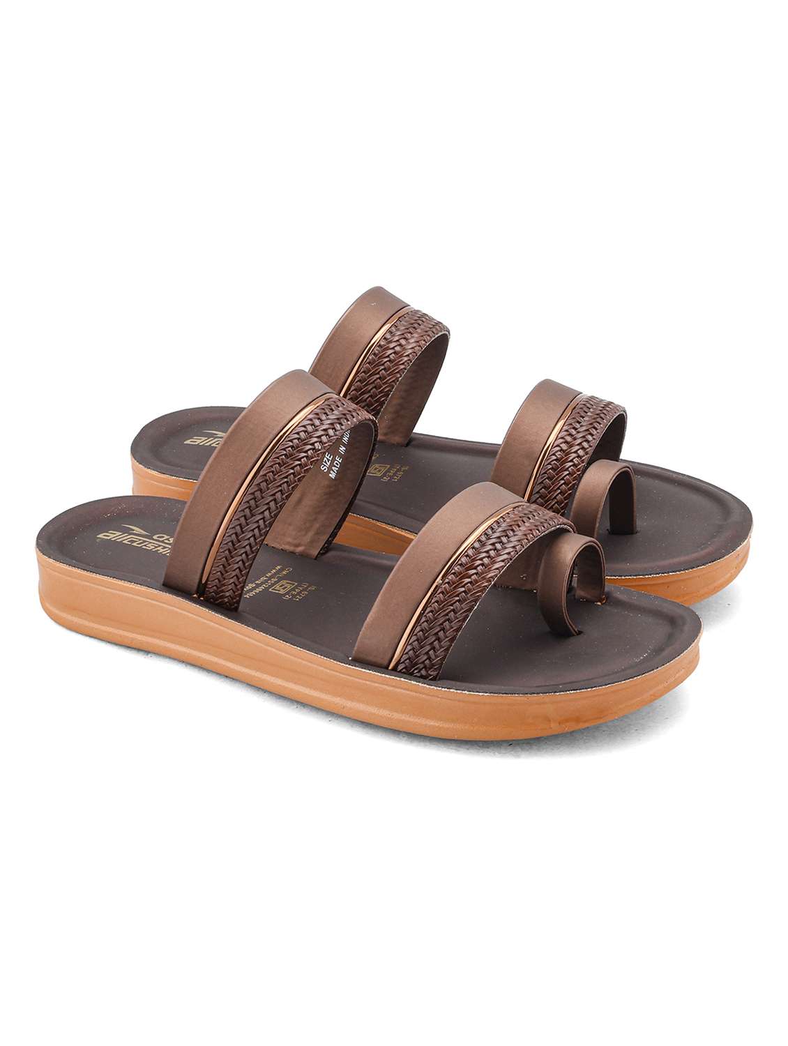 women textured one toe sandal