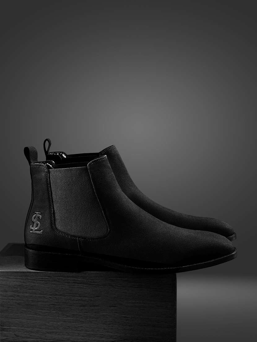 men black slip on boot