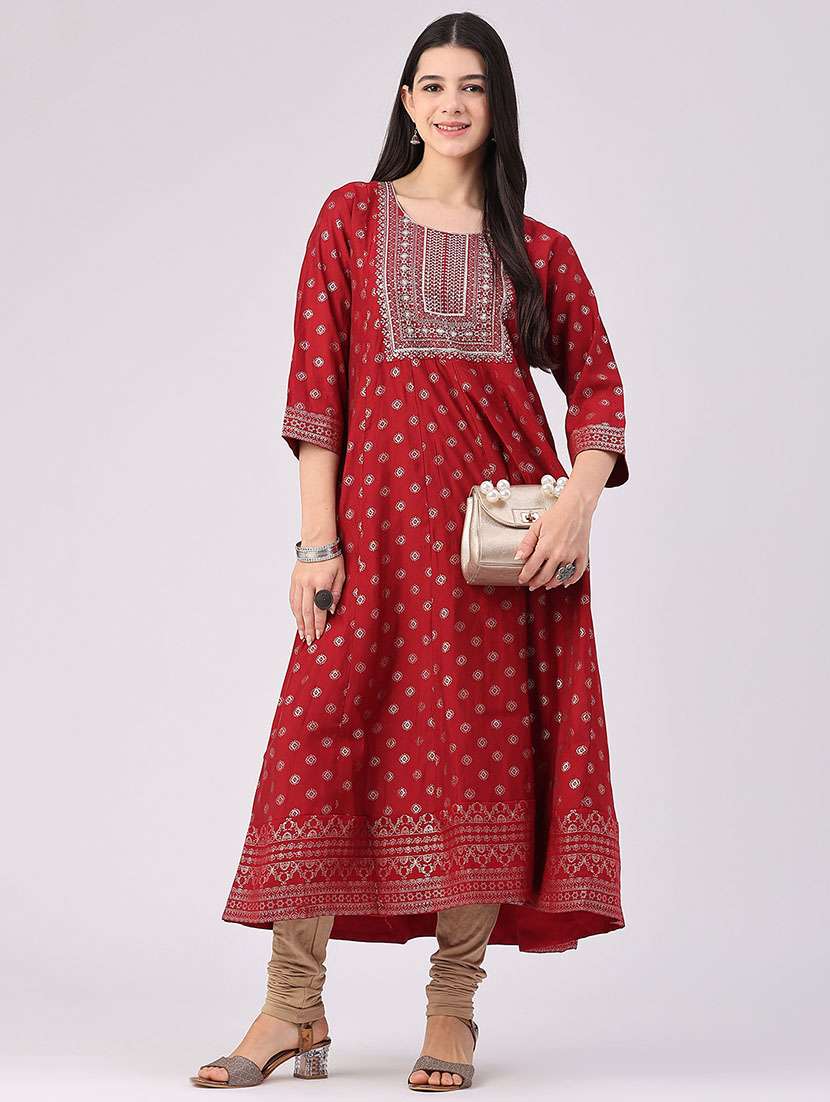 women printed three quarter sleeve anarkali kurta