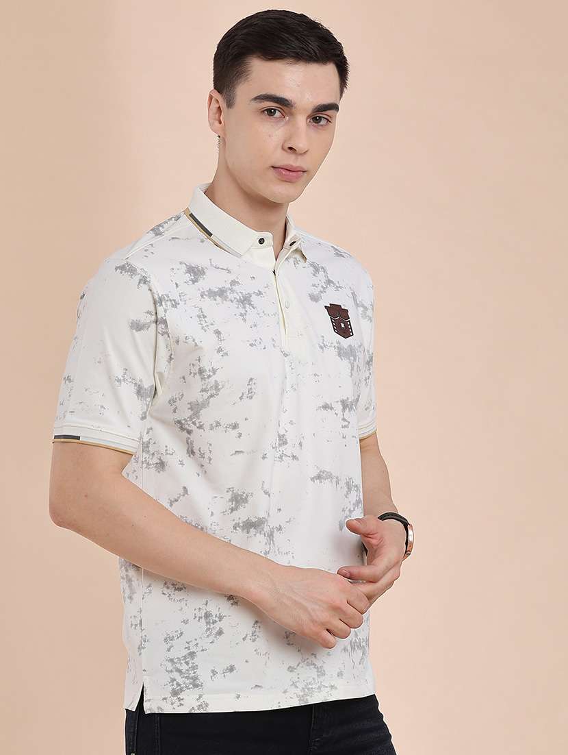 Men Printed Short Sleeves Polo T-shirt - 22515655 -  Standard Image - 3
