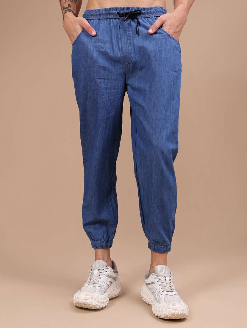 men solid mid rise regular fit jogger