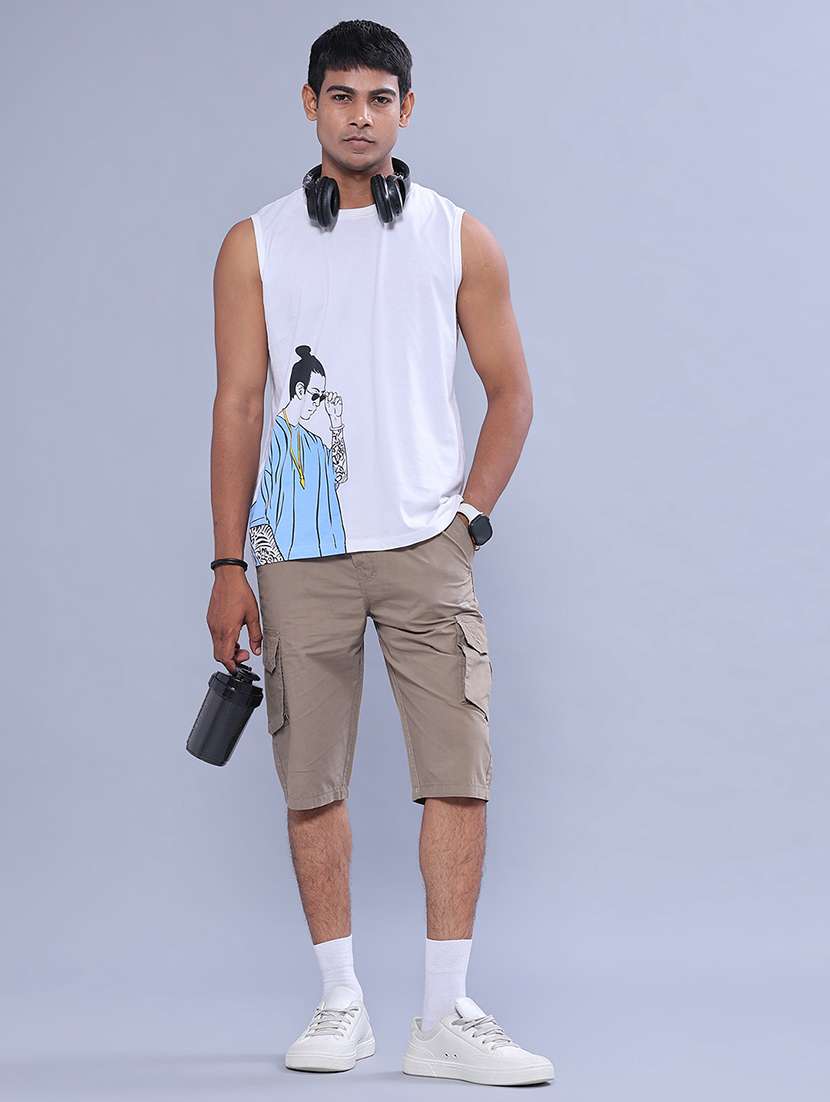 Men Solid Mid Rise Three Fourth Cargo Shorts - 22516130 -  Standard Image - 5