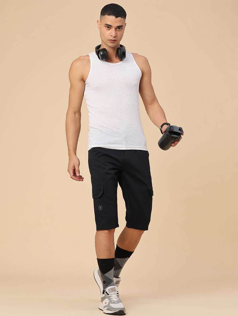 Men Solid Mid Rise Three Fourth Cargo Shorts - 22516132 -  Standard Image - 5