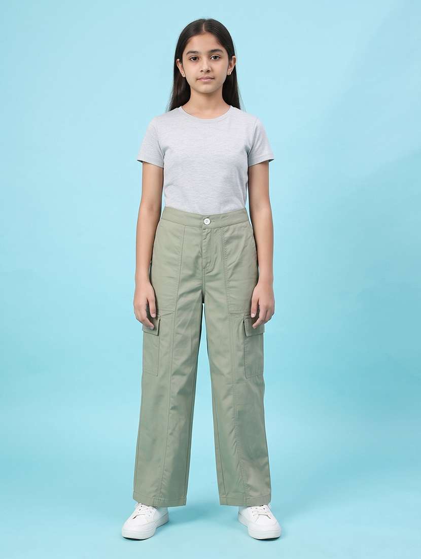 girls solid mid rise regular fit cargo