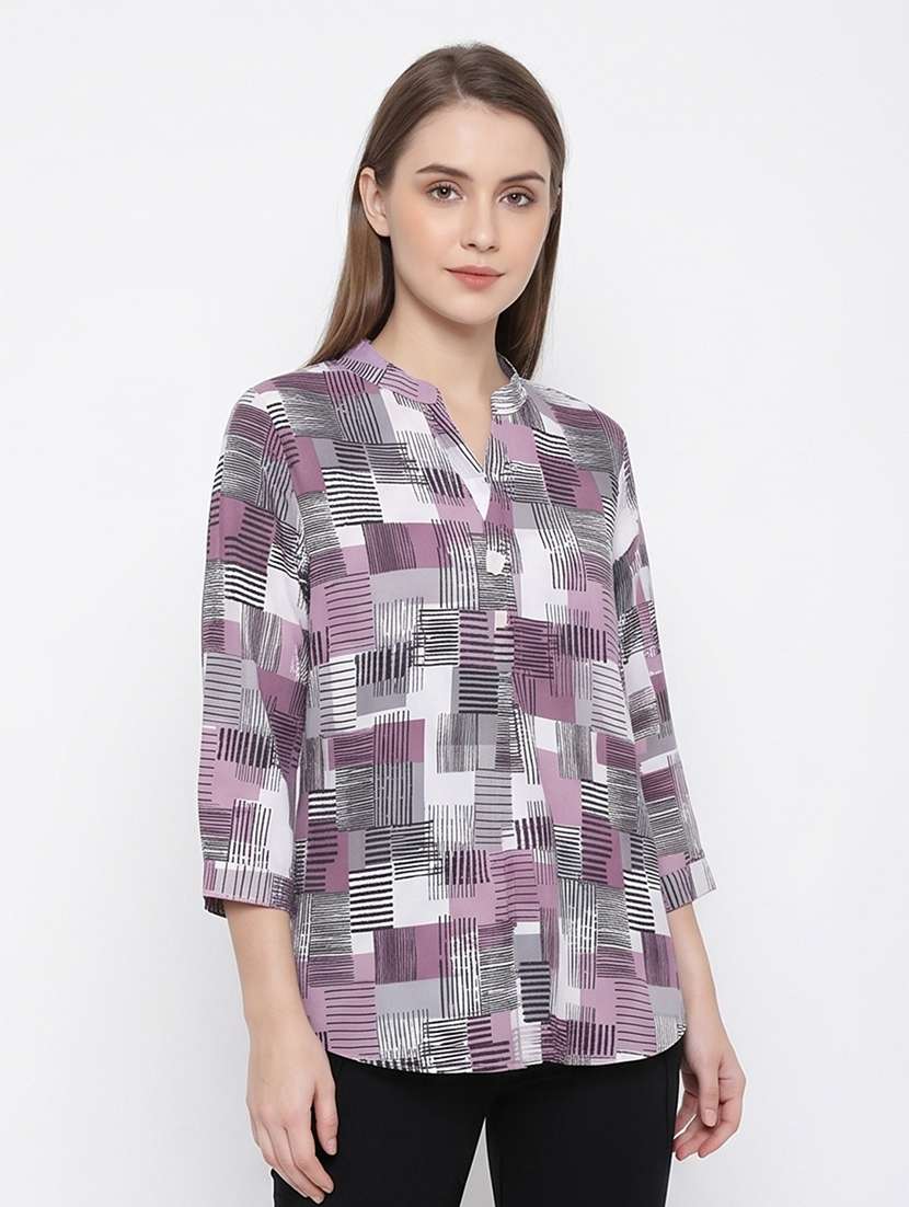 women printed three quarter sleeves regular top