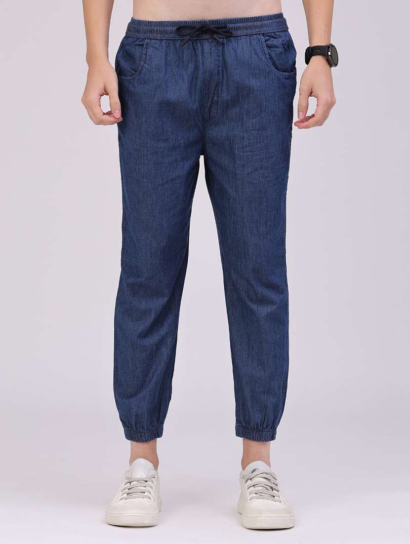 men solid mid rise regular fit jogger