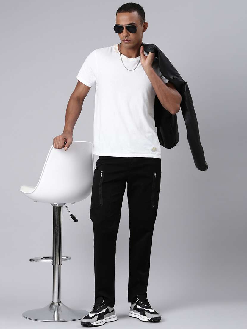 Men Solid Mid Rise Regular Fit Cargo - 22517746 -  Standard Image - 5