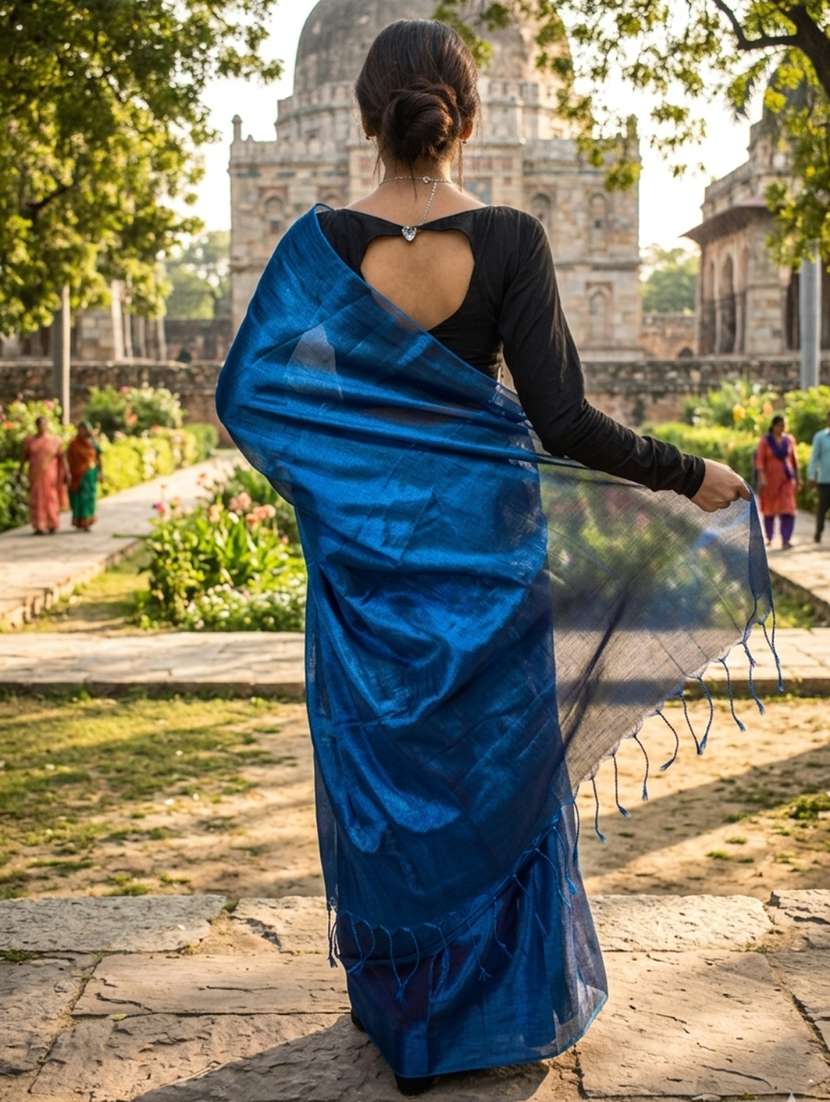 women solid plain saree with blouse - 22517787 -  Standard Image - 3