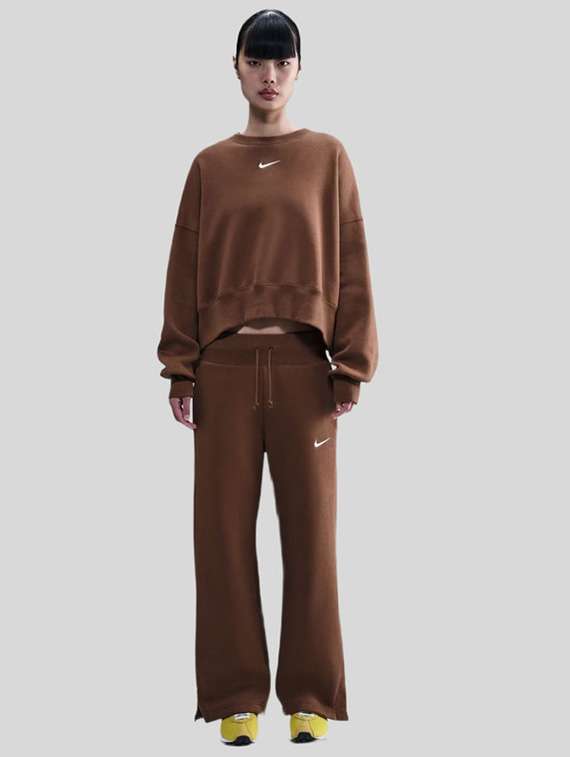 women solid mid rise relaxed fit track pant