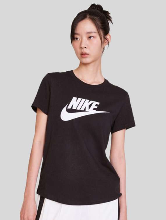 women chest printed round neck regular t-shirt