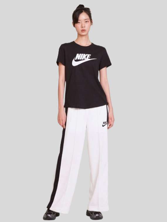 women chest printed round neck regular t-shirt - 22517849 -  Standard Image - 3