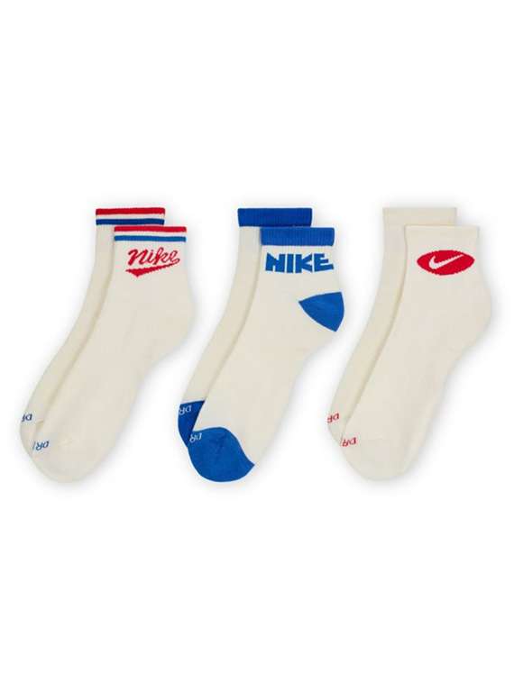 nike everyday plus lightweight ankle socks in a white multi-color 3-pack