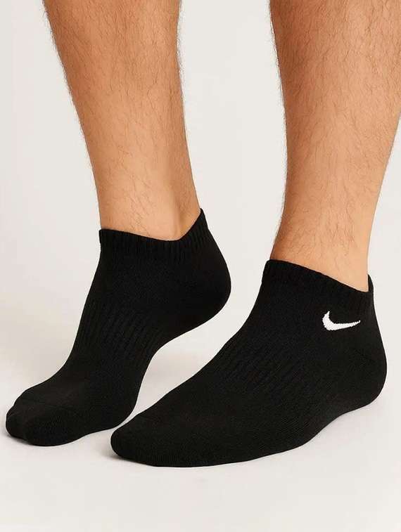 no show black solid socks with white logo