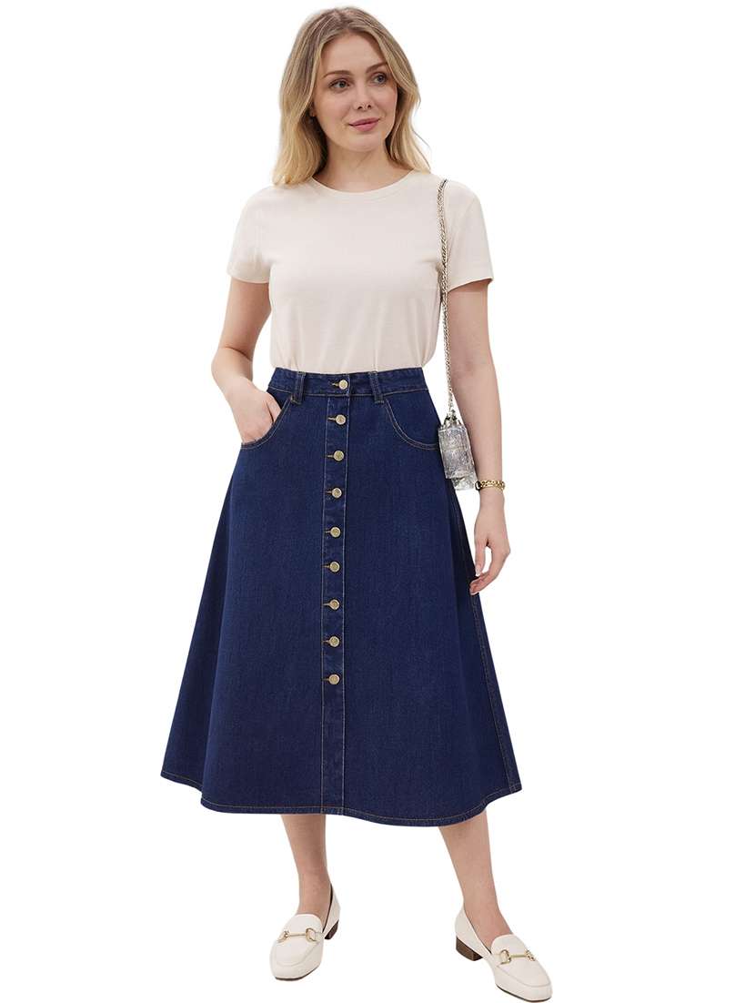 women solid mid rise denim skirt