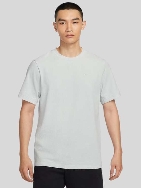 men self design short sleeve regular fit t-shirt