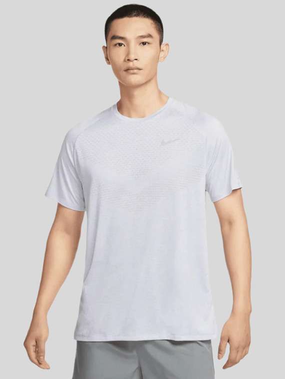 men self design short sleeve dry fit t-shirt