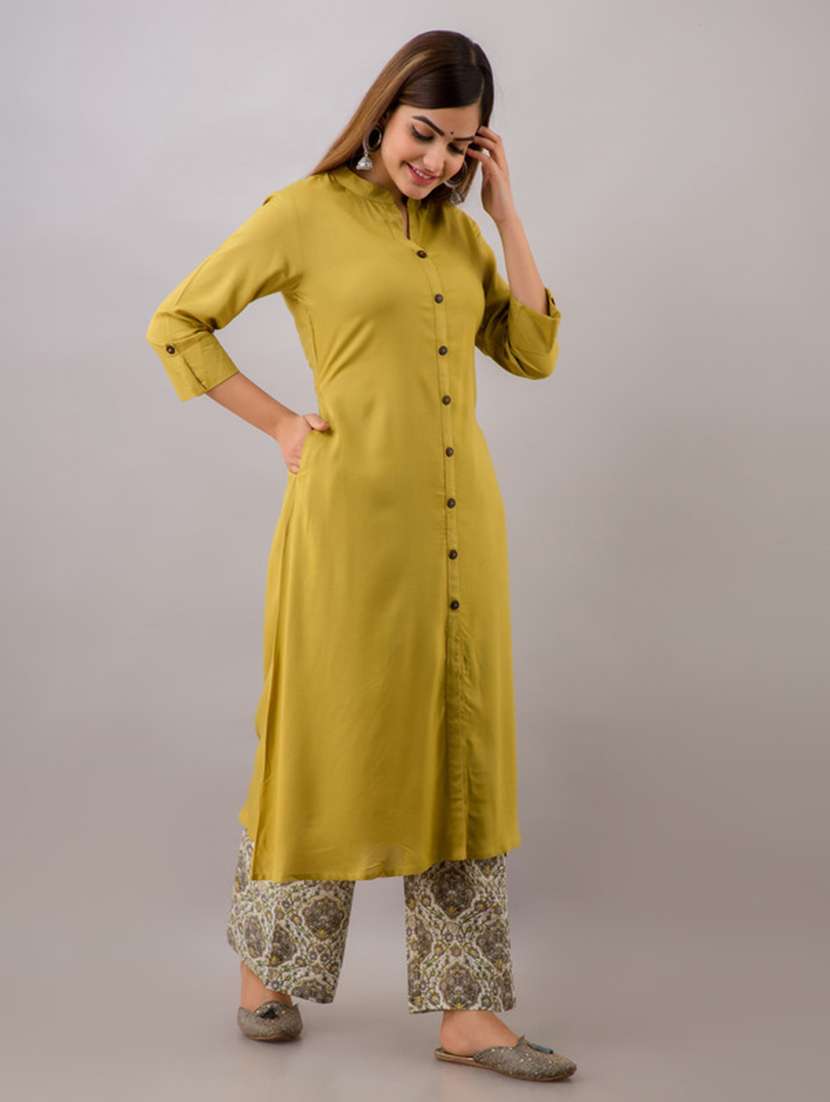 Women Solid Three Quarter Sleeve Kurta Palazzo Set - 22518405 -  Standard Image - 3