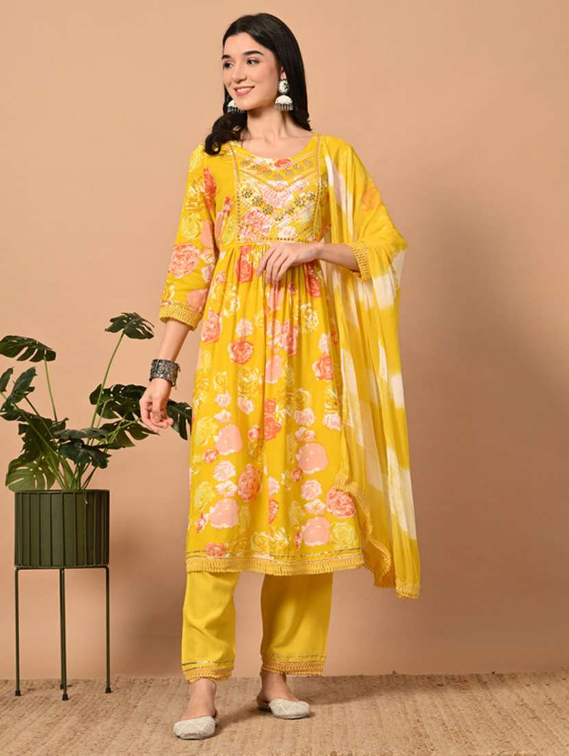 women printed three quarter sleeve kurta pant with dupatta set