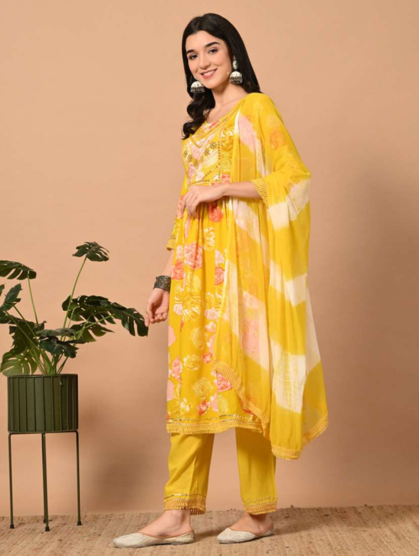 women printed three quarter sleeve kurta pant with dupatta set - 22518409 -  Standard Image - 3