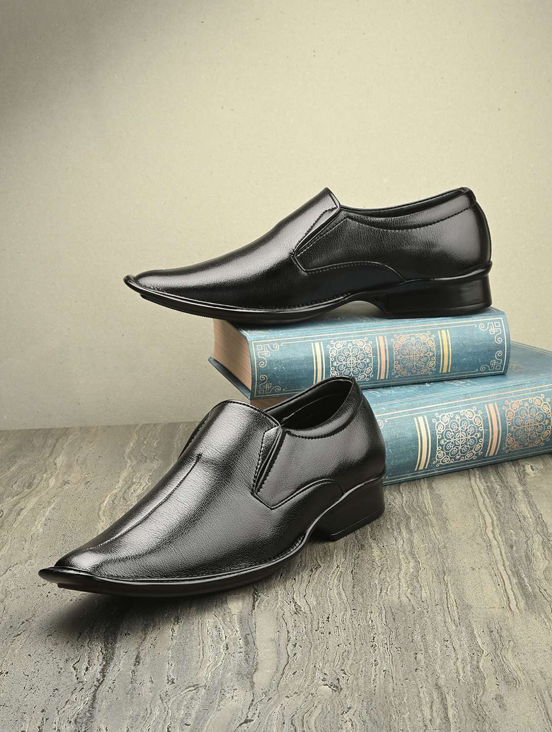 men black slip on formal shoes