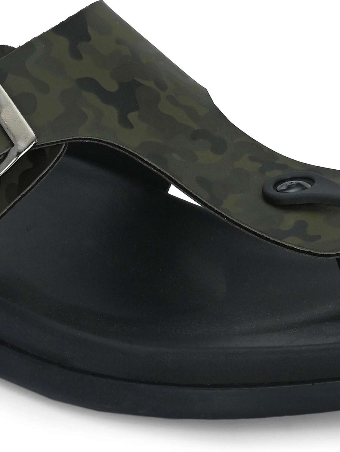men green toe seperator sandal - 22518472 -  Standard Image - 5