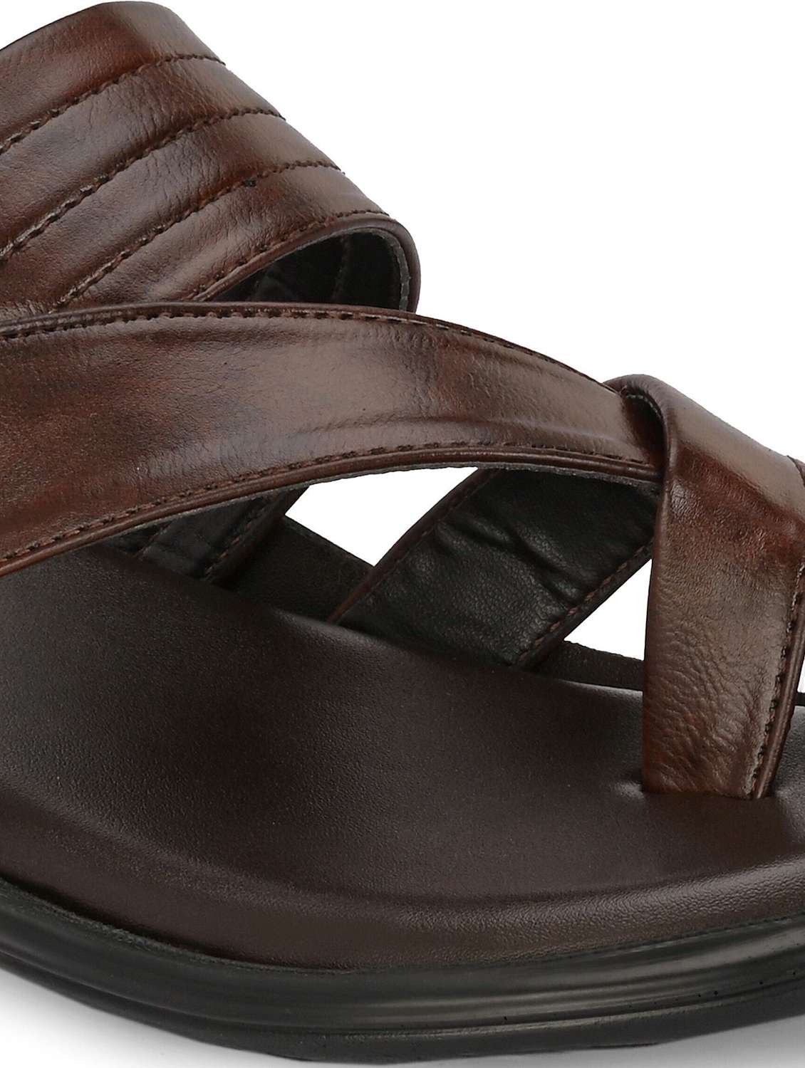 men brown one toe sandal - 22518479 -  Standard Image - 5