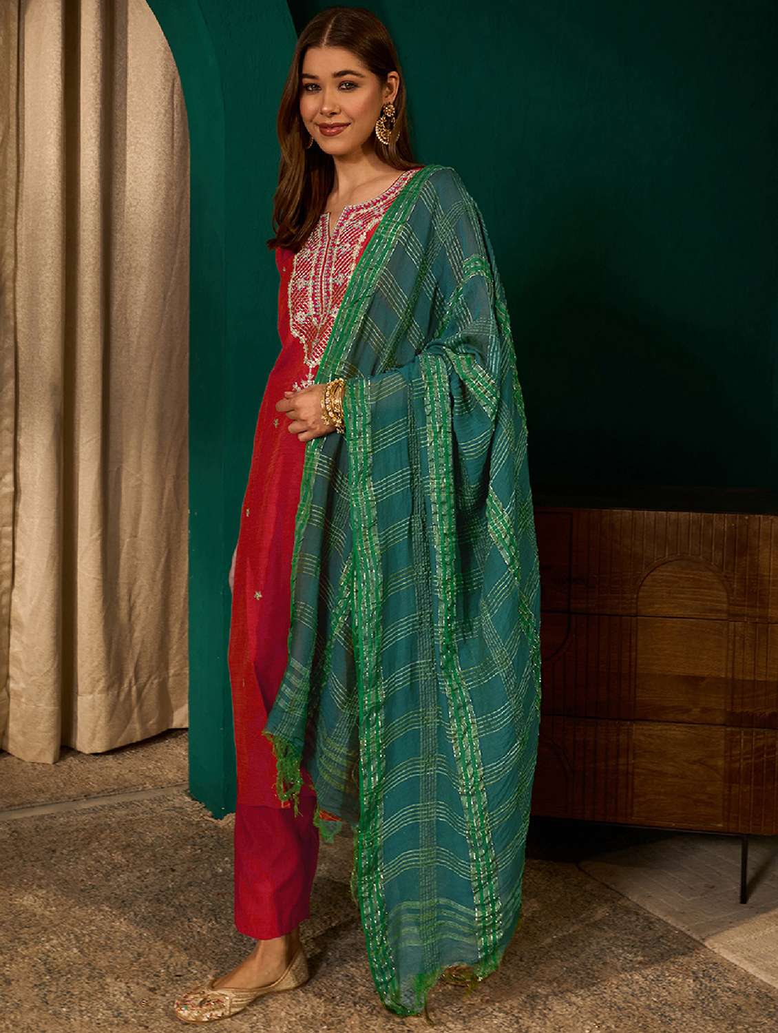 women embroidered three quarter sleeve kurta pant with dupatta set - 22518506 -  Standard Image - 3