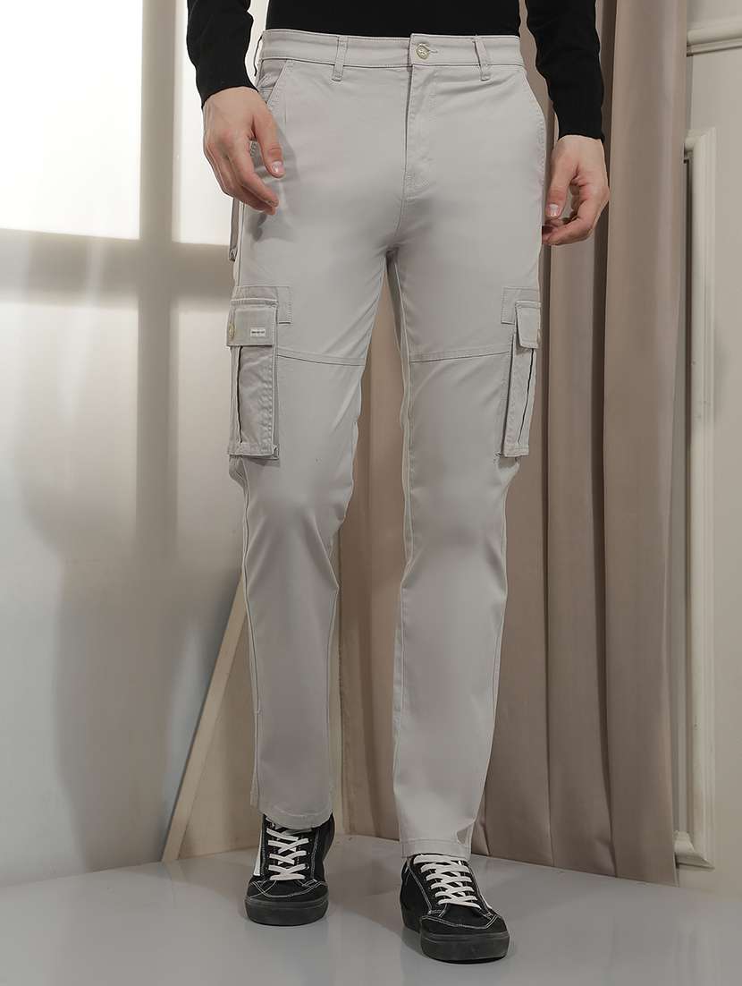 men solid mid rise flat front cargo pant