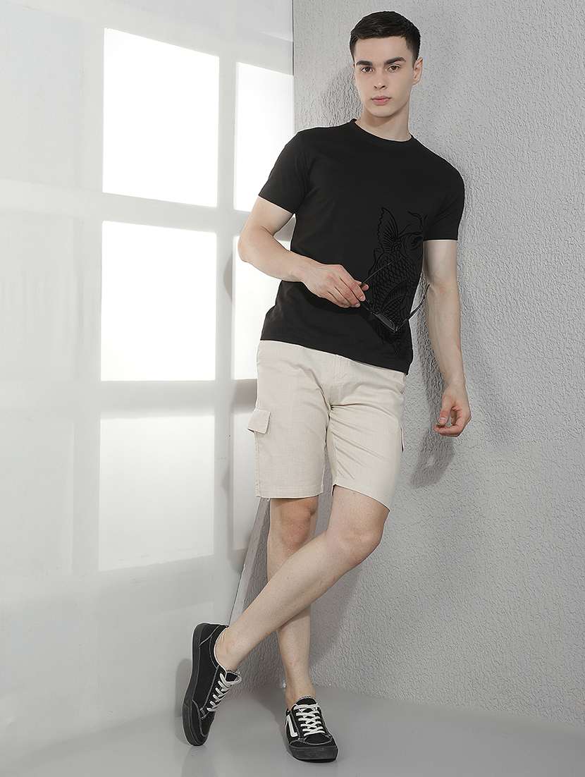 Men Solid Mid Rise Cargo Shorts - 22518826 -  Standard Image - 5