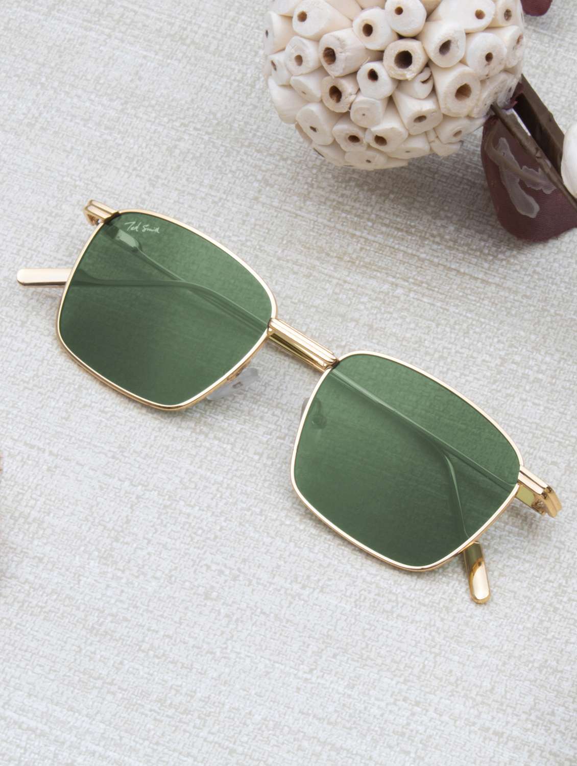 ted smith lens & wayfarer sunglasses with uv protected lens