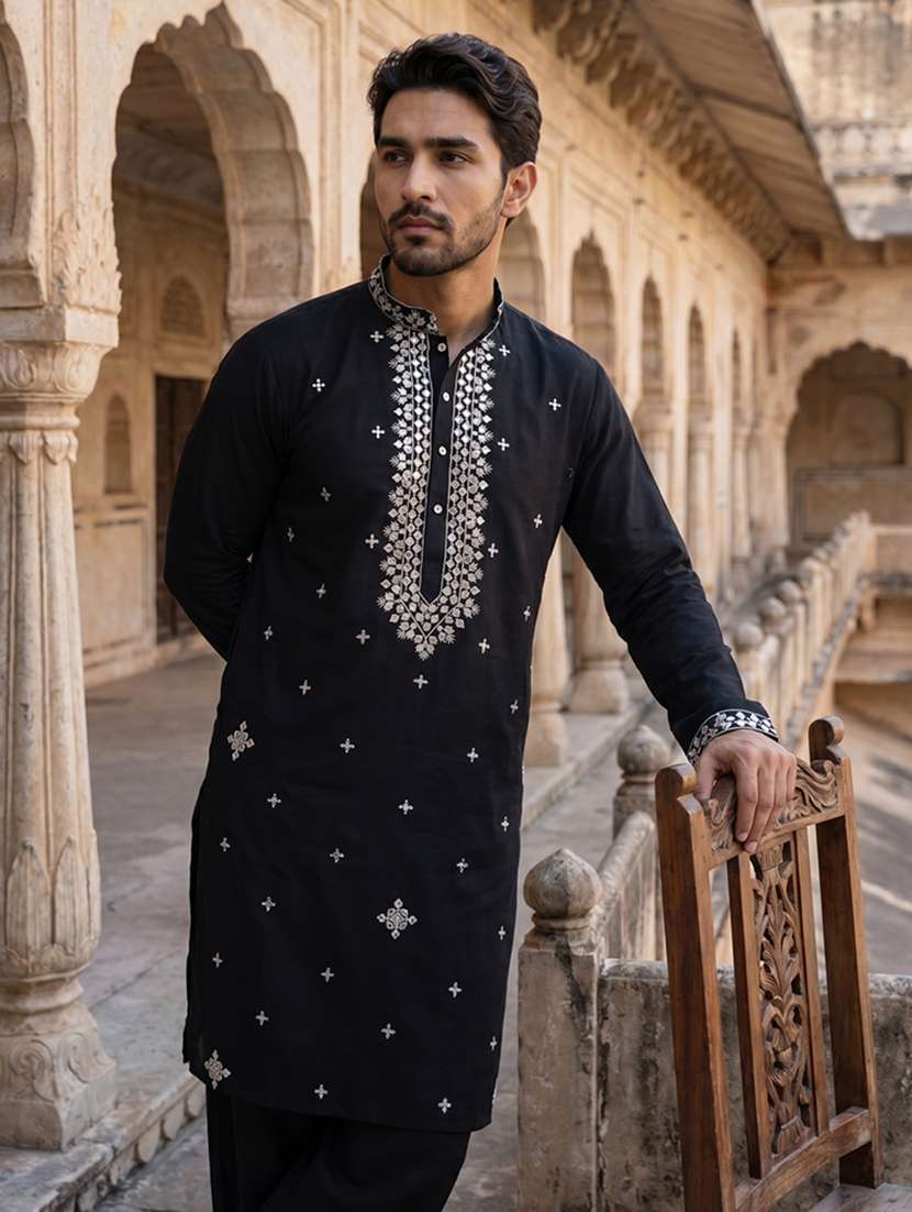 men embroidered mandarin neck long kurta