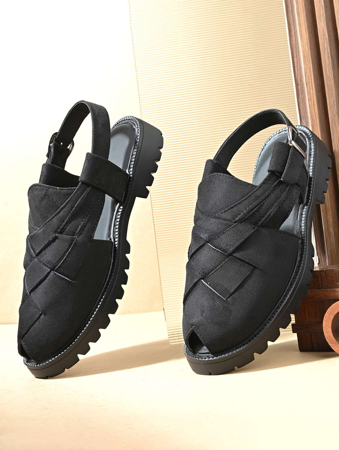 men black back strap sandal