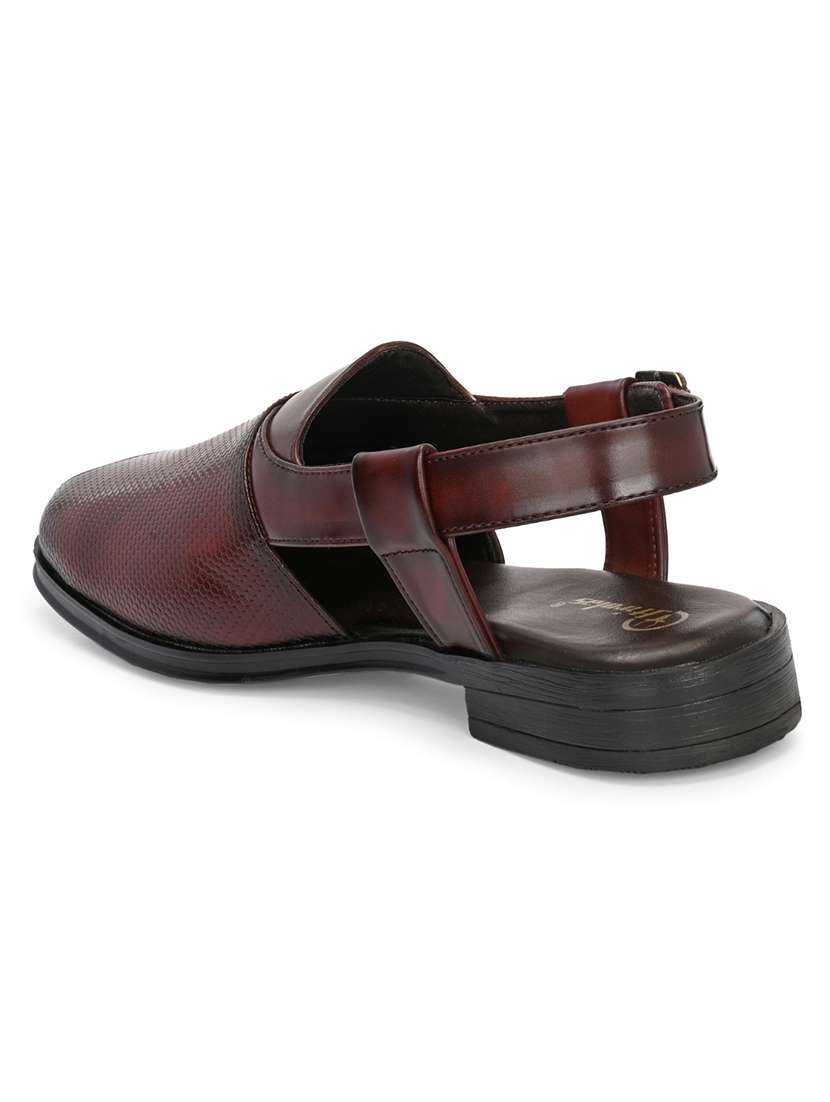 men solid back strap sandal - 22520795 -  Standard Image - 3