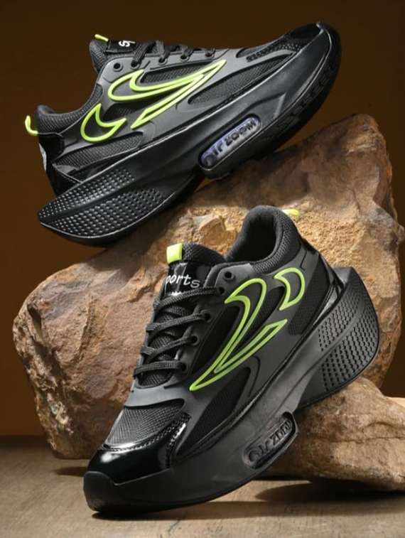 men black lace up sport shoe