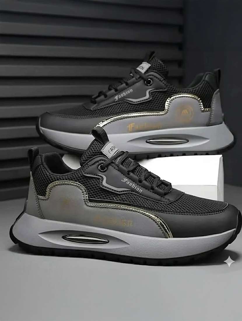 men black lace up sport shoe