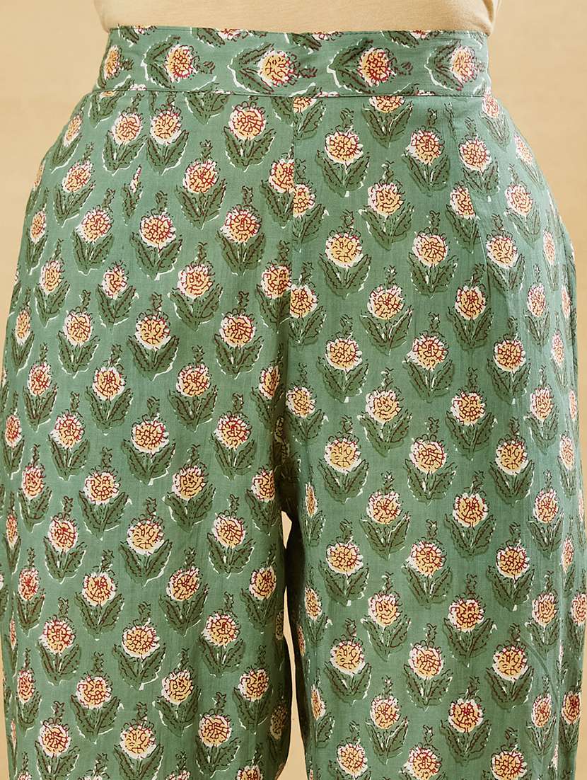 women printed three quarter sleeves kurta pant set with dupatta - 22521183 -  Standard Image - 5