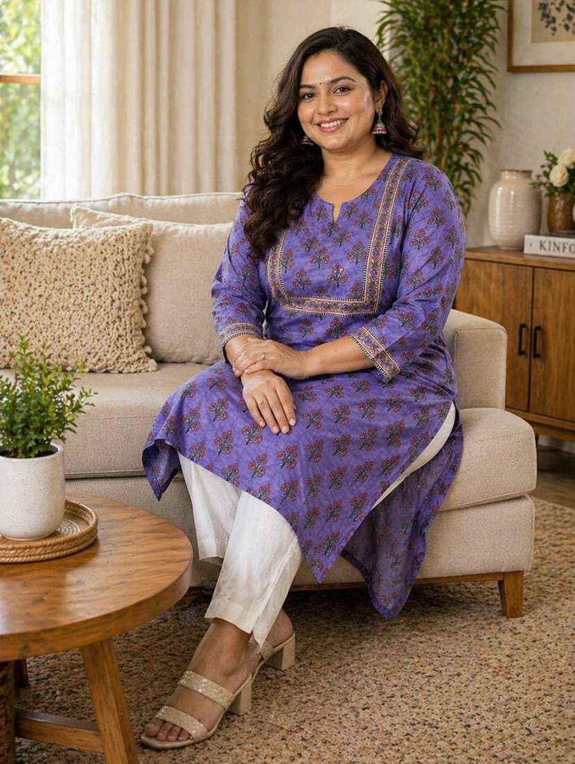 women plus size printed three quarter sleeve straight kurta - 22521354 -  Standard Image - 5