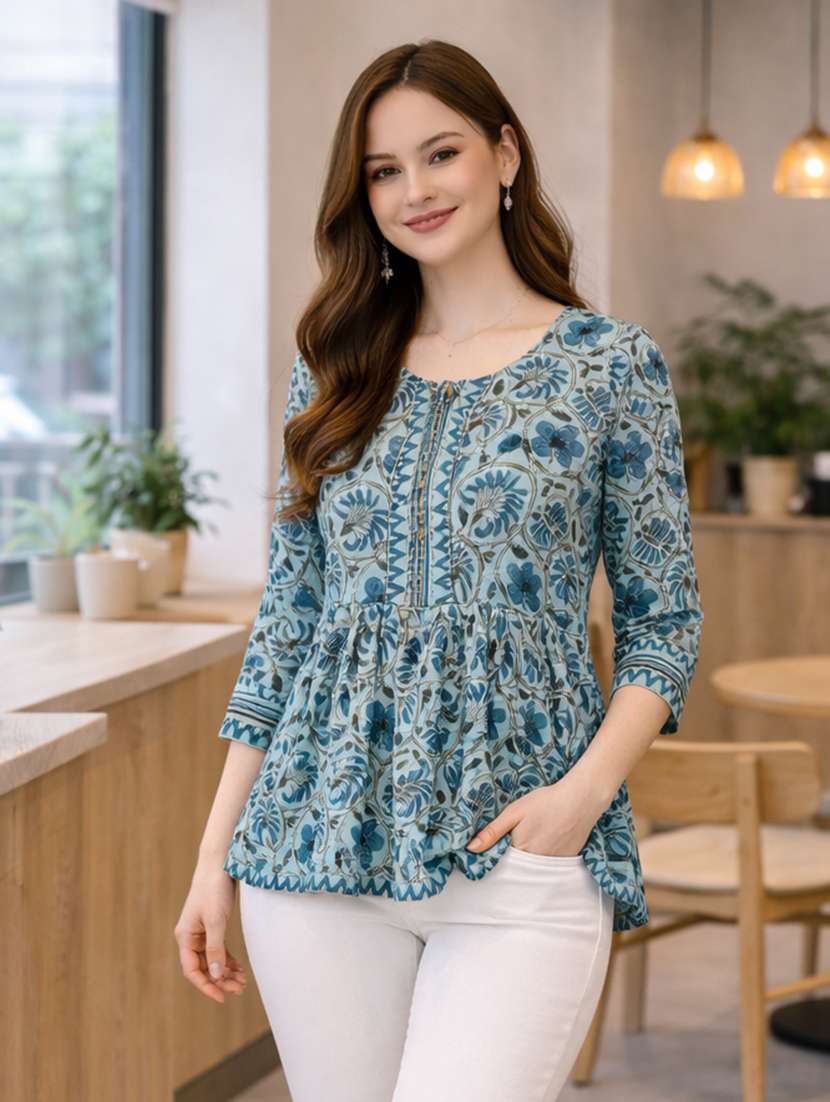 women printed three quarter sleeve ethnic top